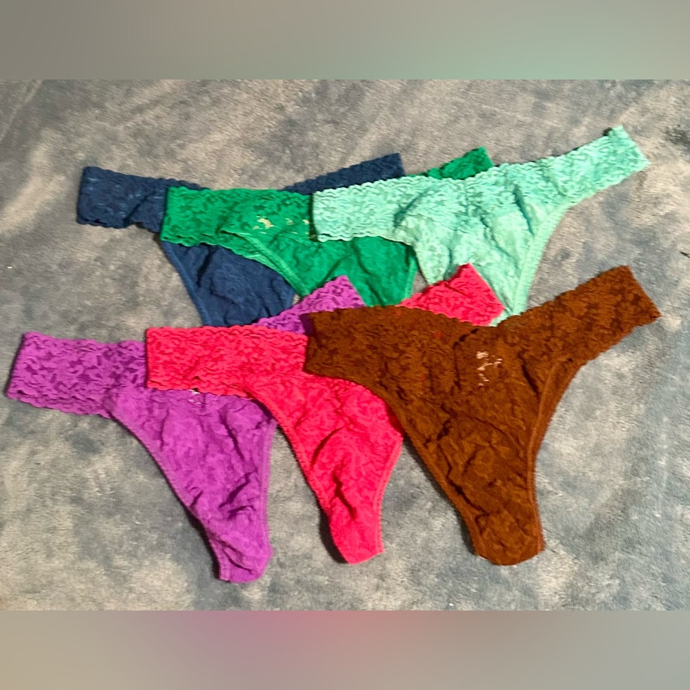NWOT Hanky Panky thong bundle of 6